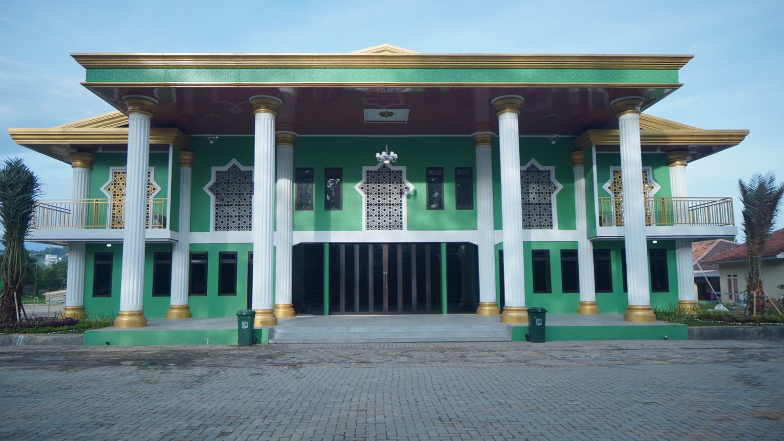 Pendidikan Pesantren, Pendidikan Yang Membumi